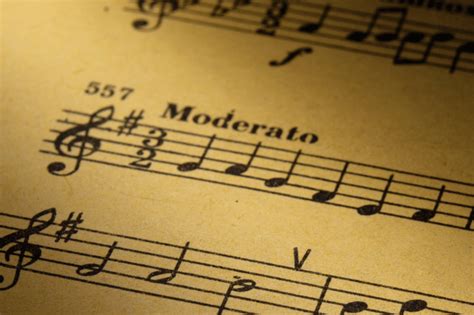 moderato definition music: In the intricate tapestry of language, what defines a masterpiece in English literature?