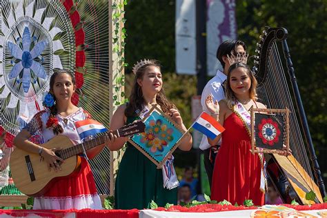 what does the music in paraguay contain? how does music reflect the cultural identity of paraguay?